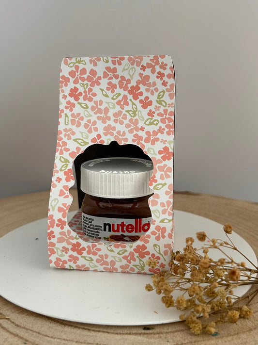 Nutella en cajita flores